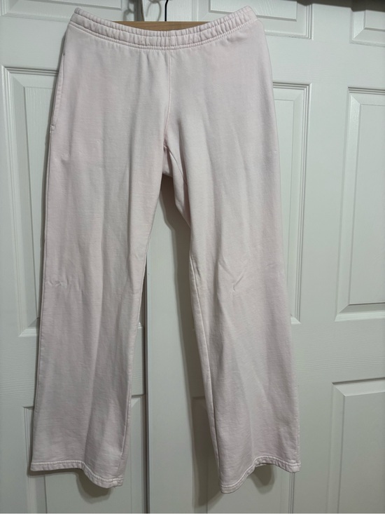 Brandy Melville Pants - Brandy Melville (John Galt) light pink sweatpants